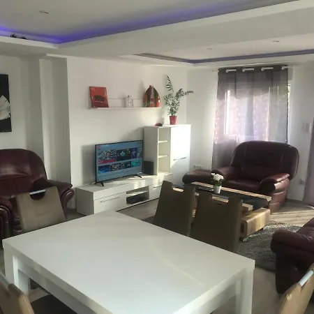 Chez Willi Villa